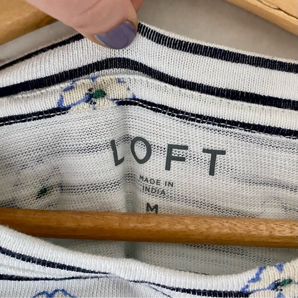 Ann Taylor LOFT Long-Sleeve Striped/Floral 100% Cotton Tee - Picture 3 of 4